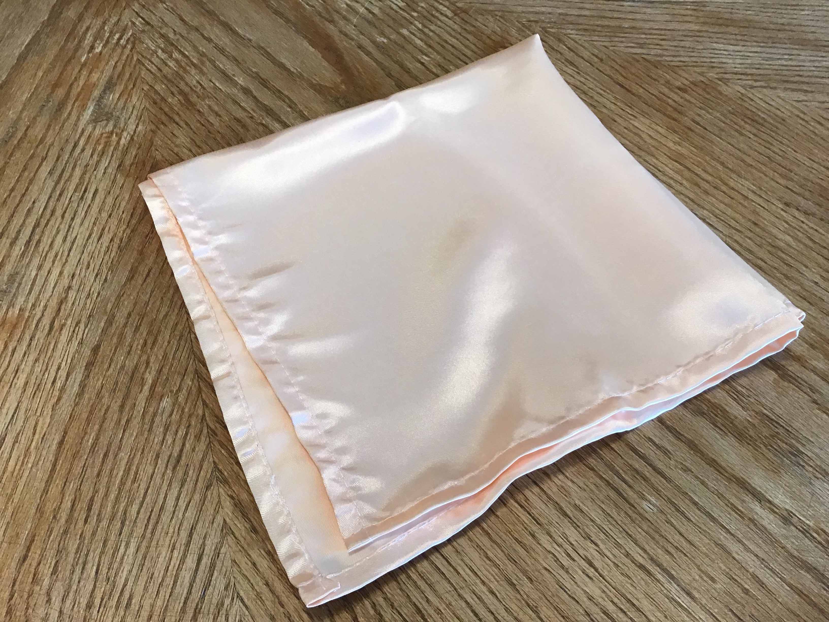 cloth dinner napkins (peach, satin) - 20 x 20