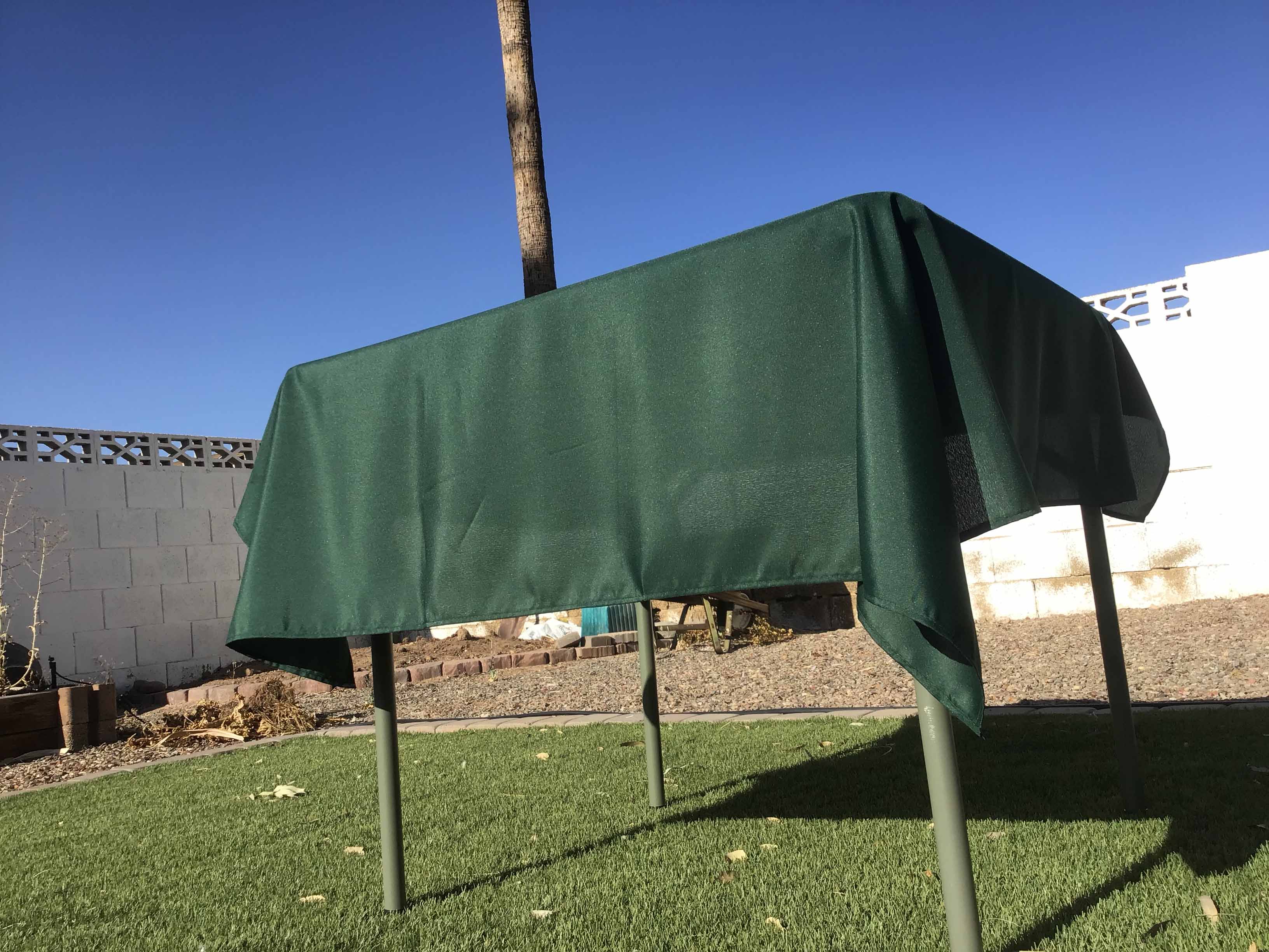 square tablecloths (hunter emerald green) - 54