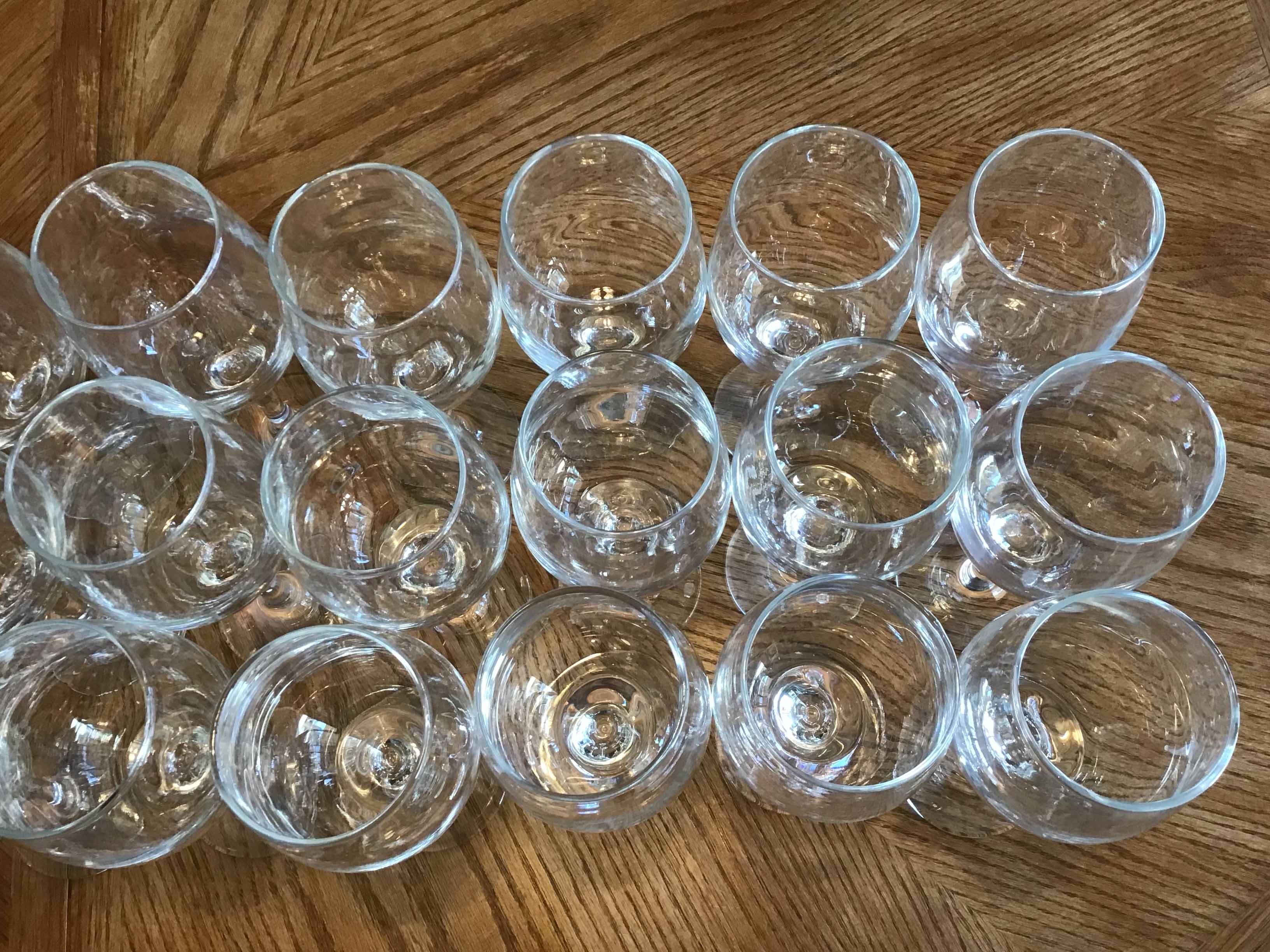 wine glasses (Acopa) - 14 oz.