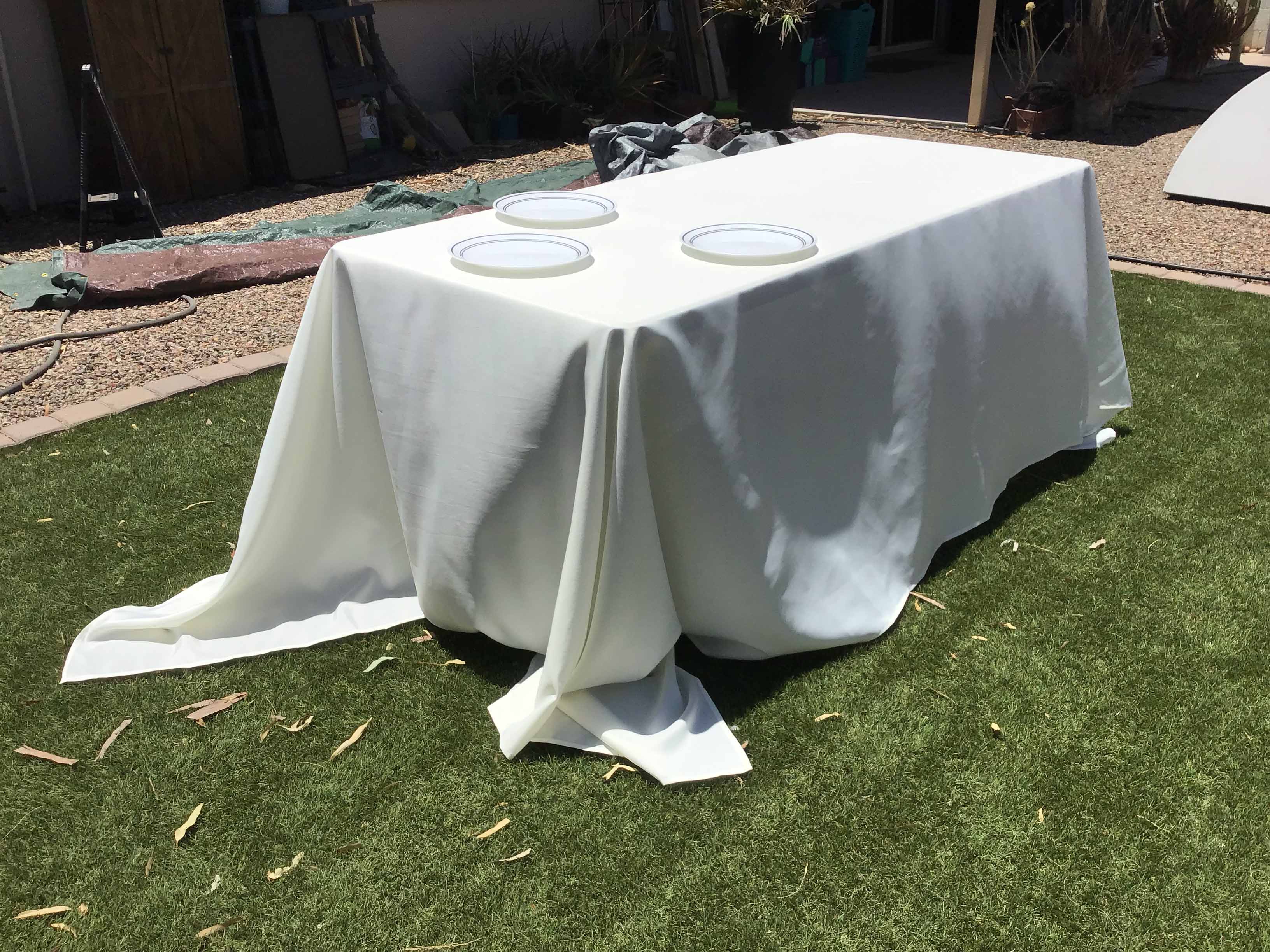 rectangle tablecloths (ivory) - 90 x 132