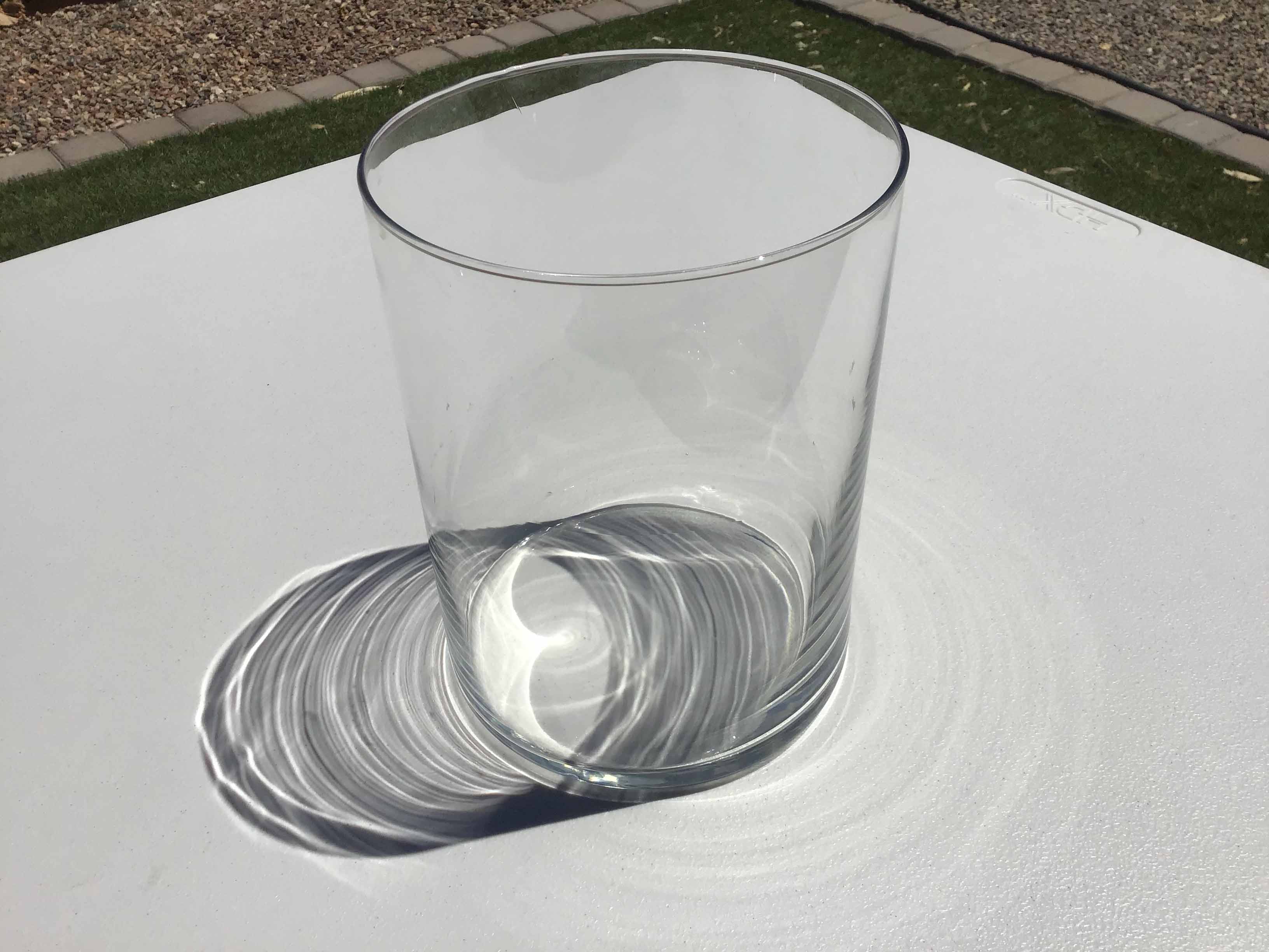 cylindrical glass vase - 8 x 5