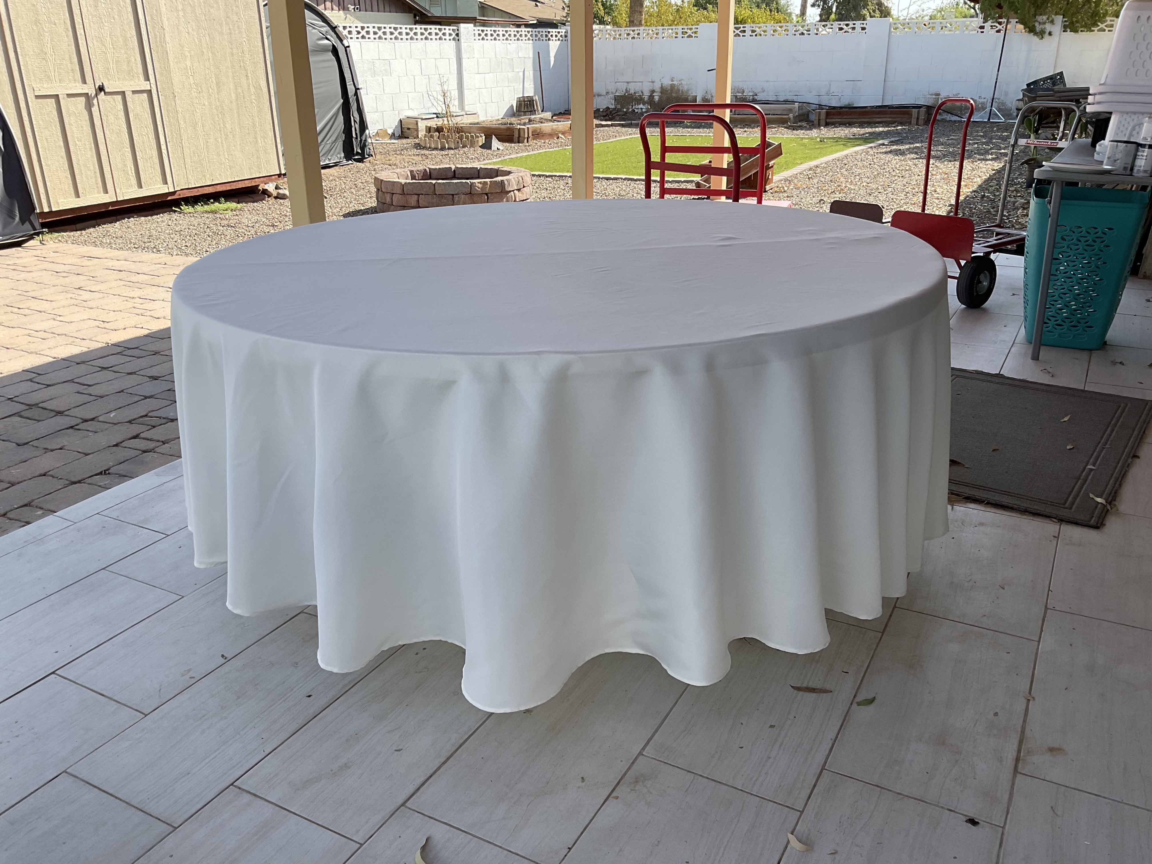 round tablecloths (ivory) - 120