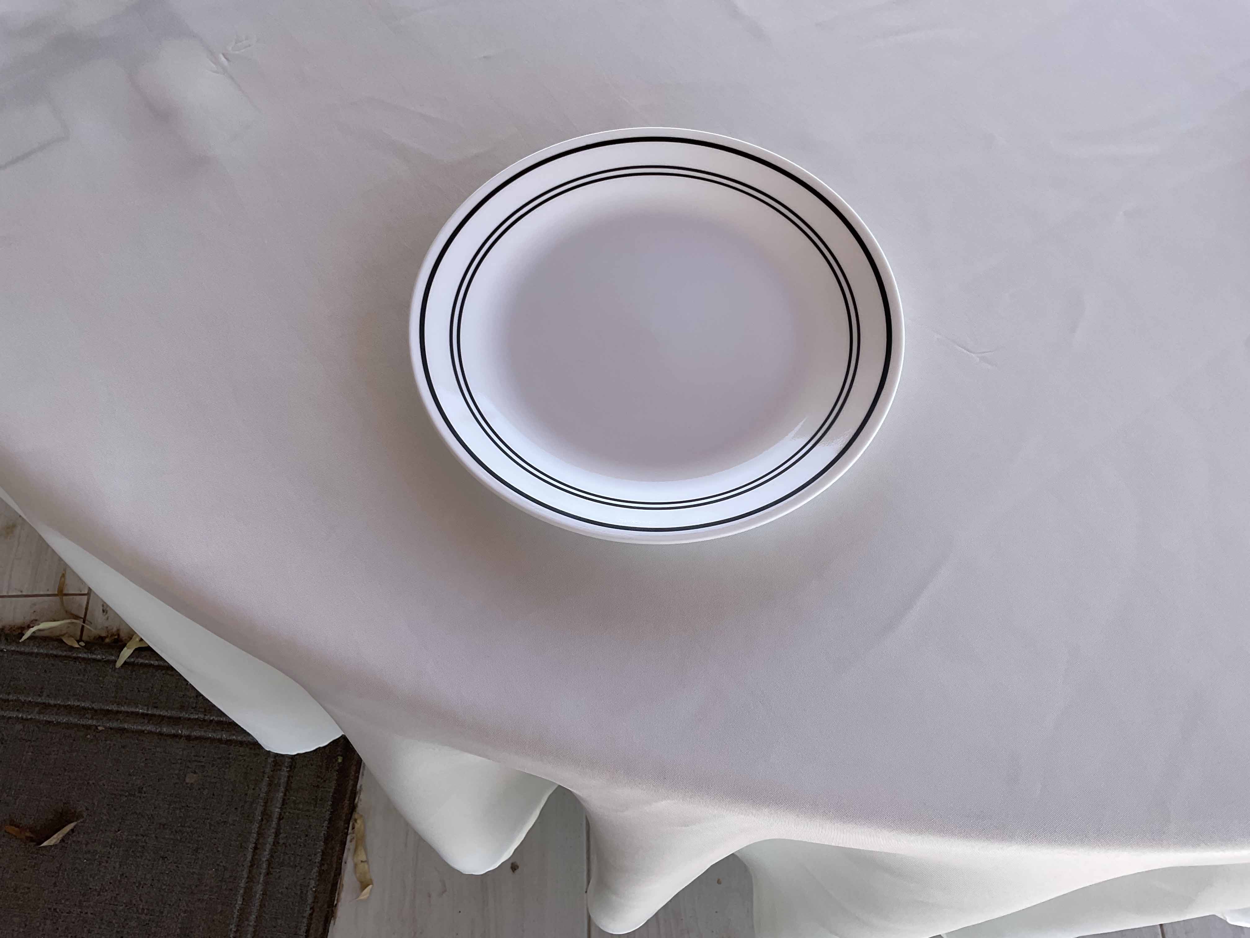 round tablecloths (ivory) - 120