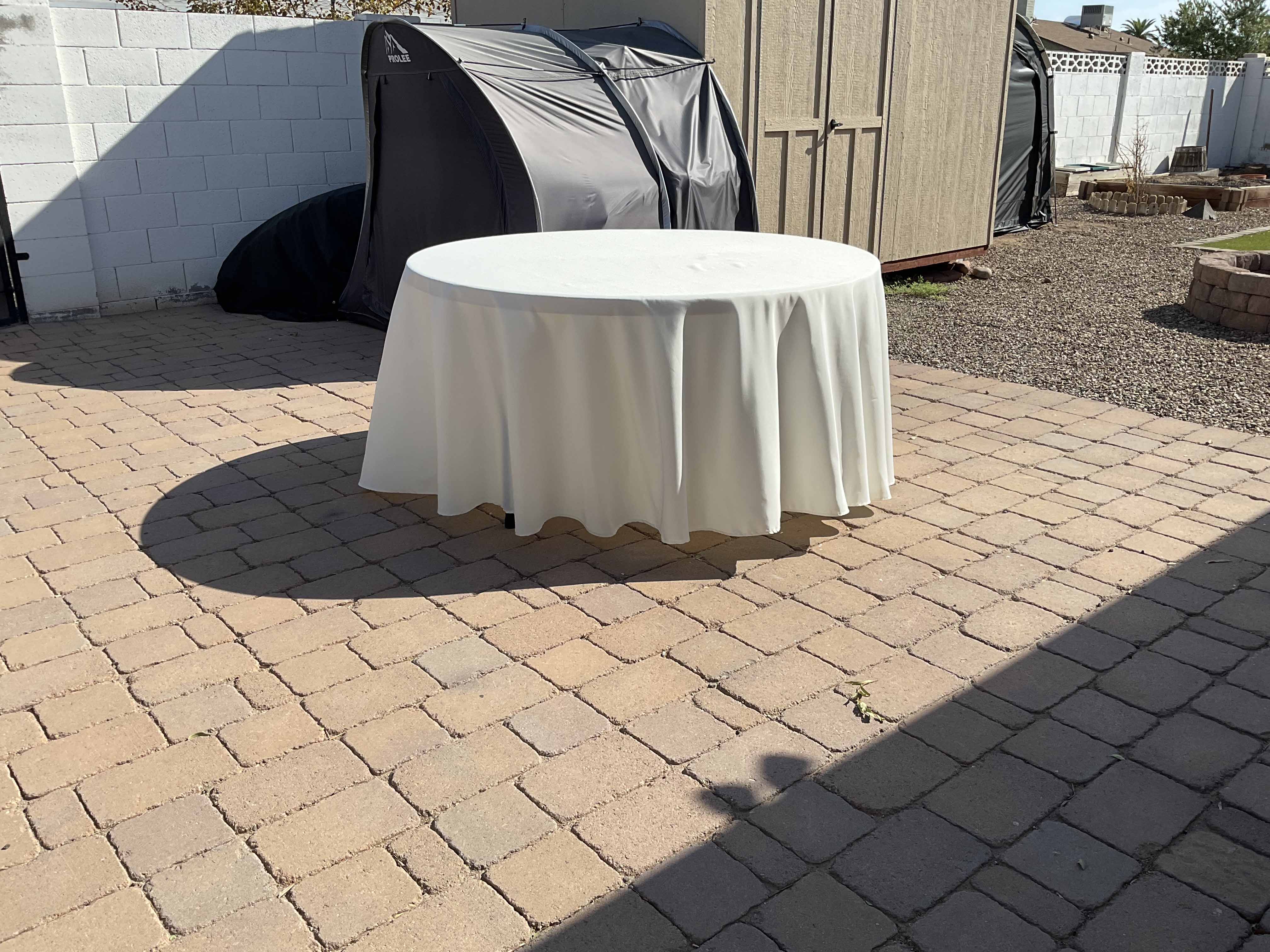 round tablecloths (ivory) - 120