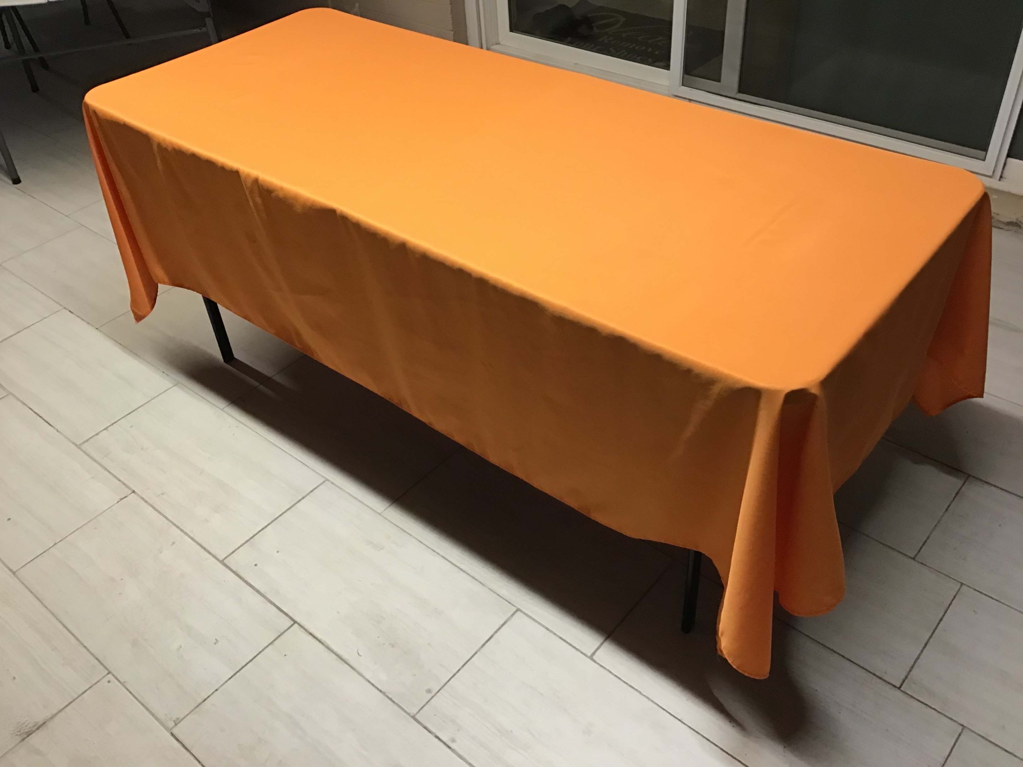 rectangle tablecloths (orange) - 60 x 102