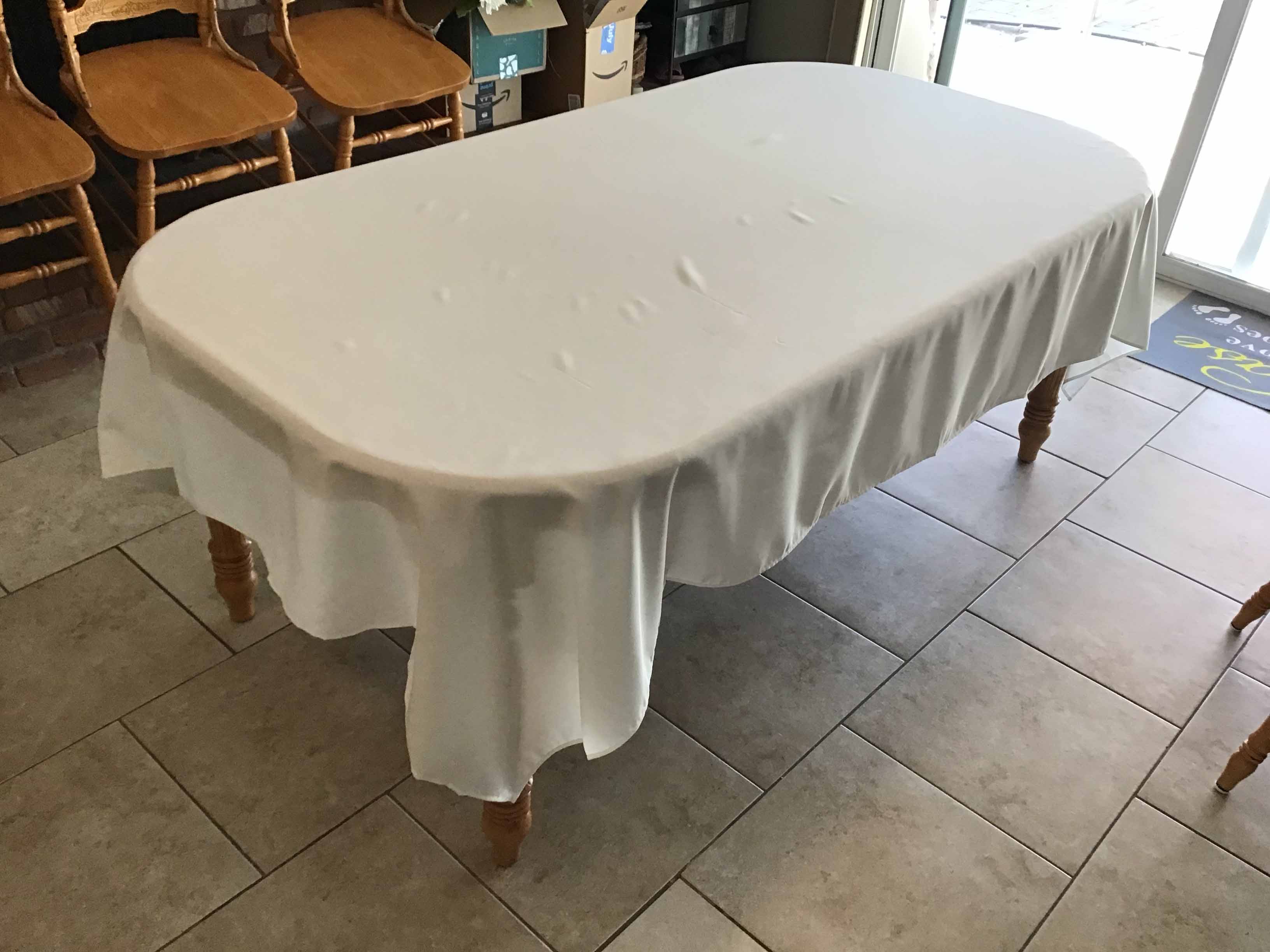 rectangle tablecloths (ivory) - 60 x 102