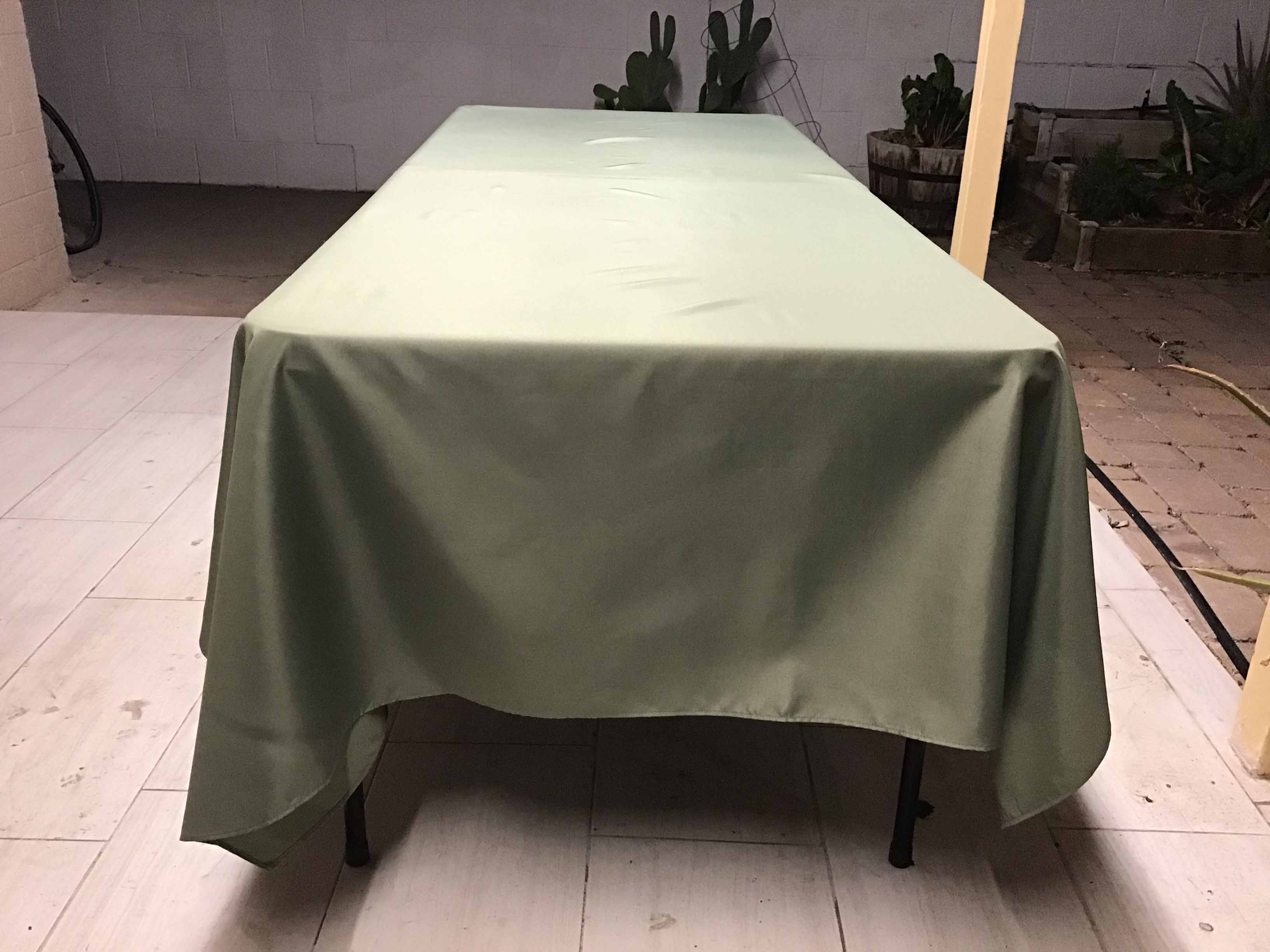 rectangle tablecloths (dusty sage green / eucalyptus sage green) - 60 x 102