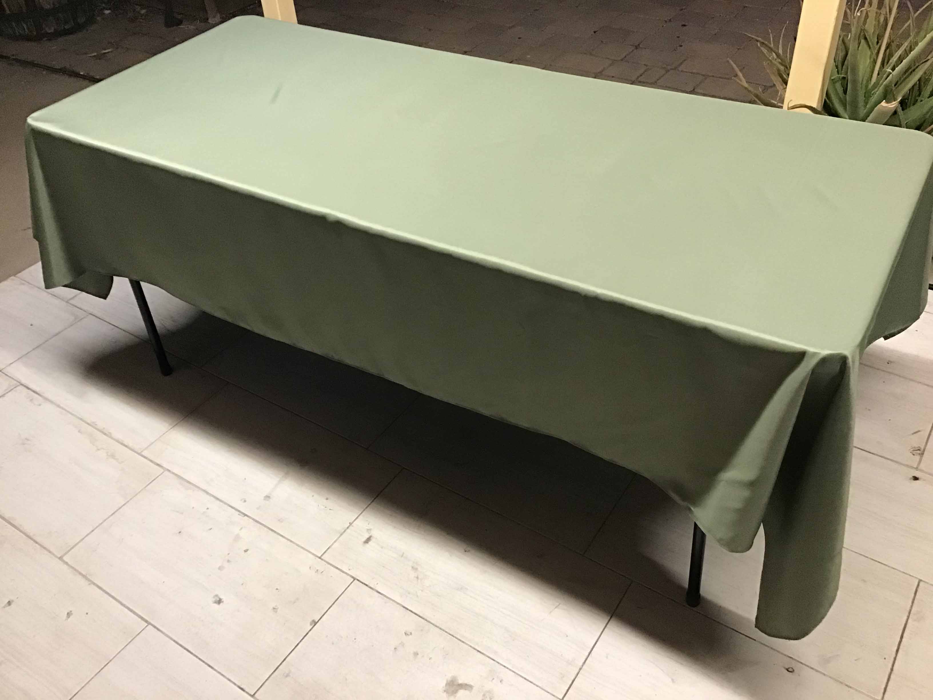 rectangle tablecloths (dusty sage green / eucalyptus sage green) - 60 x 102