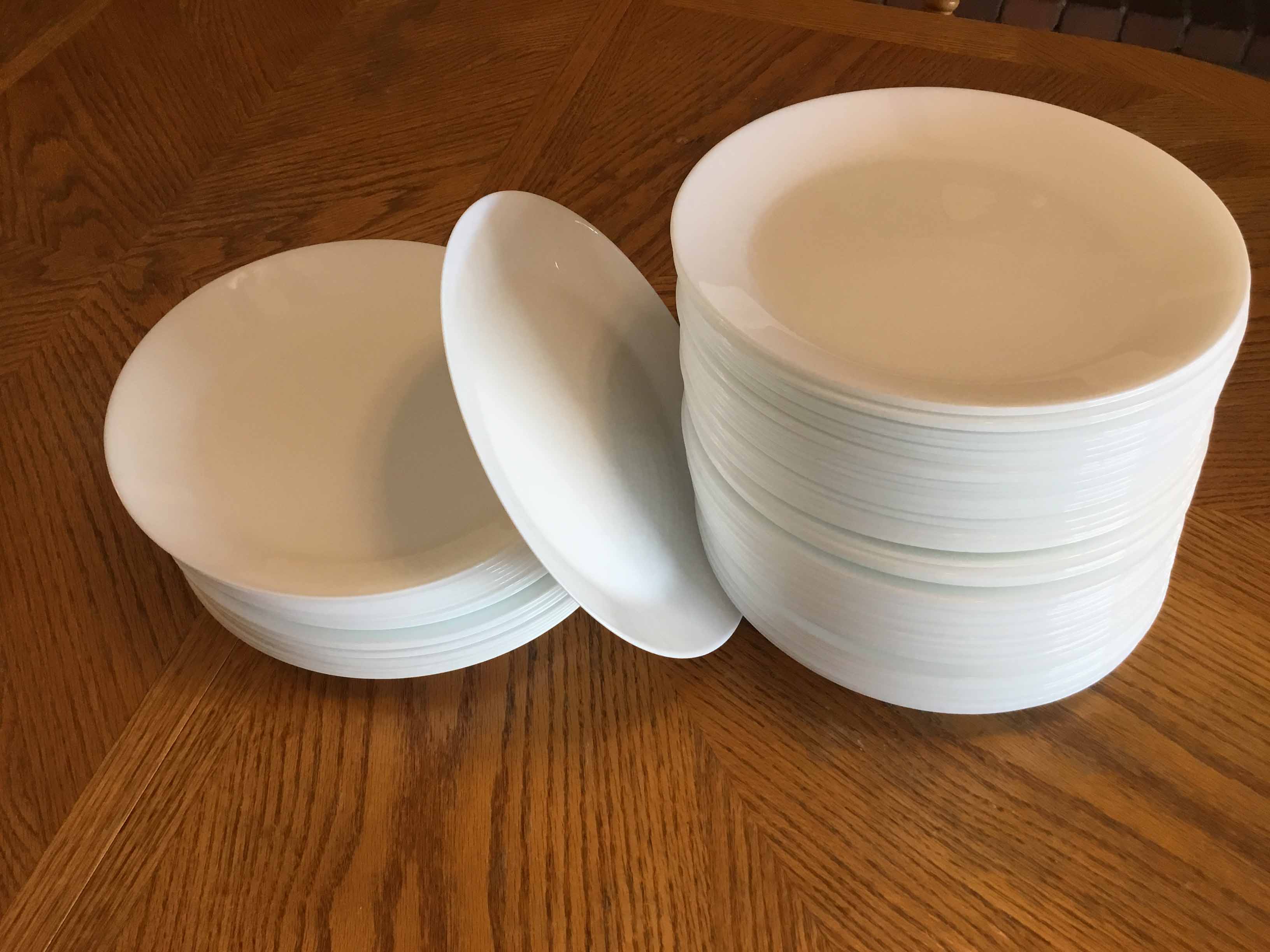 dinner plates - glass (white, Oftast) - 10