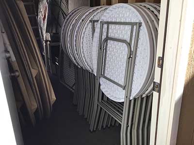 31 inch round pedestal tables