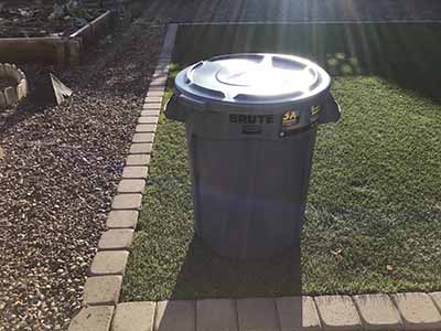 32-gallon trash can