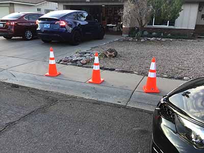 traffic cones (28-inch)