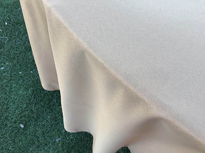 round tablecloths (gold) - 108