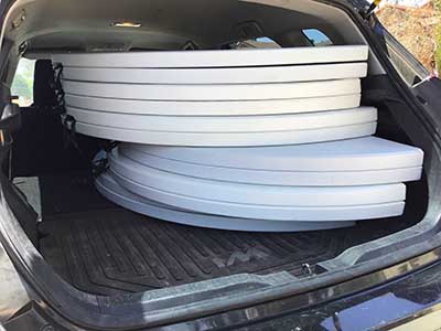 5 foot round tables (bifold)