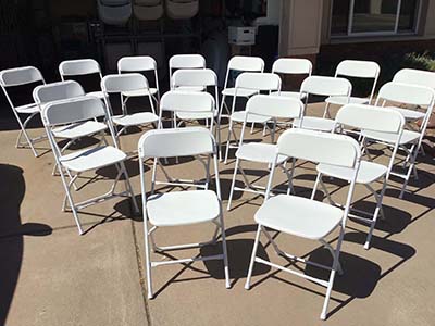folding chairs (resin w/steel frame, white)