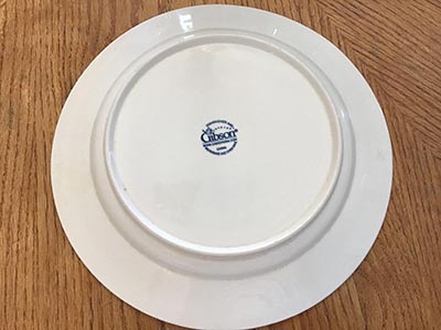 dinner plates - ceramic (white, Gibson) - 10 1/2