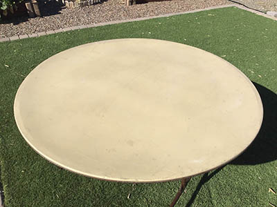5 foot round tables (budget)