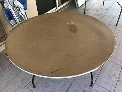 5 foot round tables (budget)