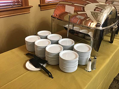 dessert plates - porcelain (Oneida Buffalo bright white) - 5 1/2