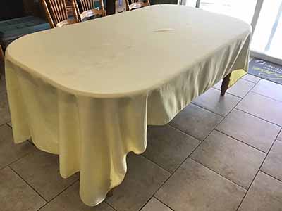 rectangle tablecloths (pastel yellow) - 60 x 120