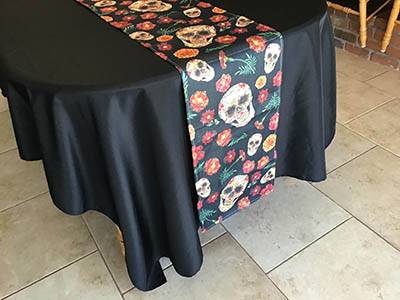 table runners (Dia De Los Muertos, sugar skulls and marigolds) - 13 x 120