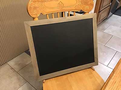 chalk board (22.5 x 18.5) - with chalk