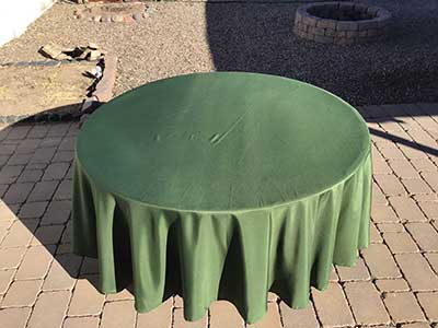 round tablecloths (olive green) - 108