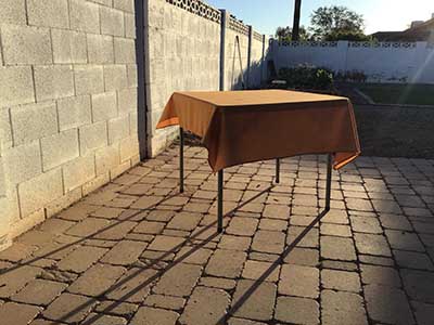 square tablecloths (gold) - 54