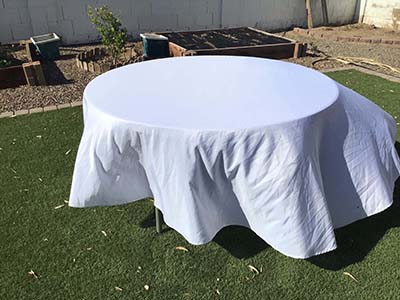 5 foot round tables
