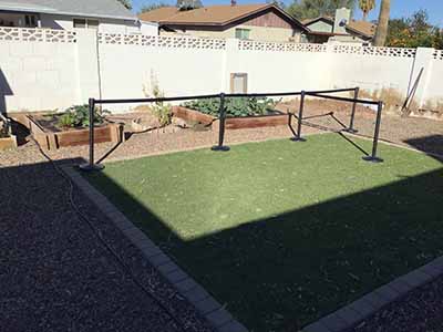 stanchion with 6.5 foot retractable belt