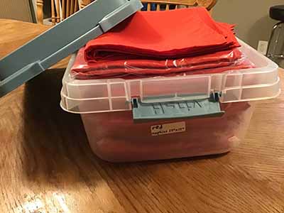 cloth dinner napkins (red) - 17 x 17