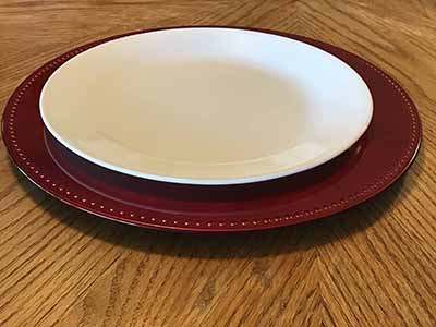 charger plates (red) - 13