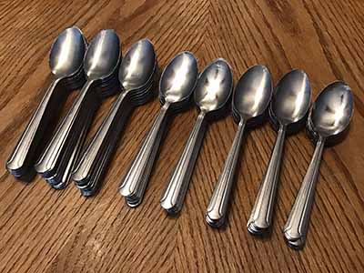 dessert spoons (stainless steel, Choice Dominion 6 7/8, 18/0)