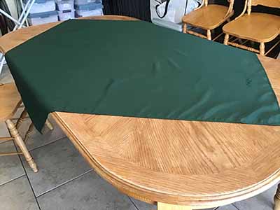 square tablecloths (hunter emerald green) - 54
