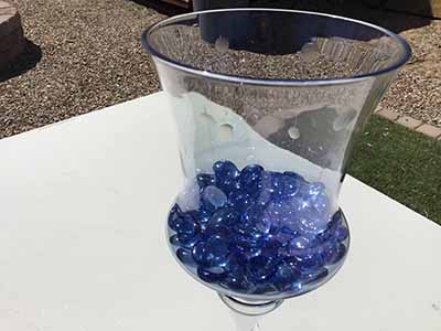 twisted stem glass vase / candle holder (16 x 5)