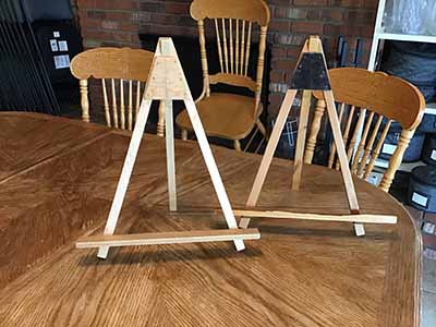 table top easel (wood) - 18
