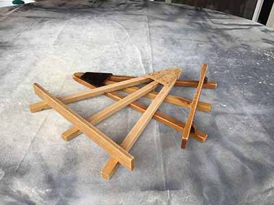 table top easel (wood) - 18