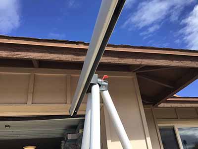 easel with pad retainer (aluminum, heavy-duty) - 37 to 69