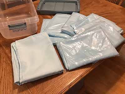 rectangle tablecloths (light blue) - 60 x 102