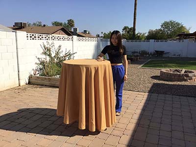 round tablecloths (gold) - 108